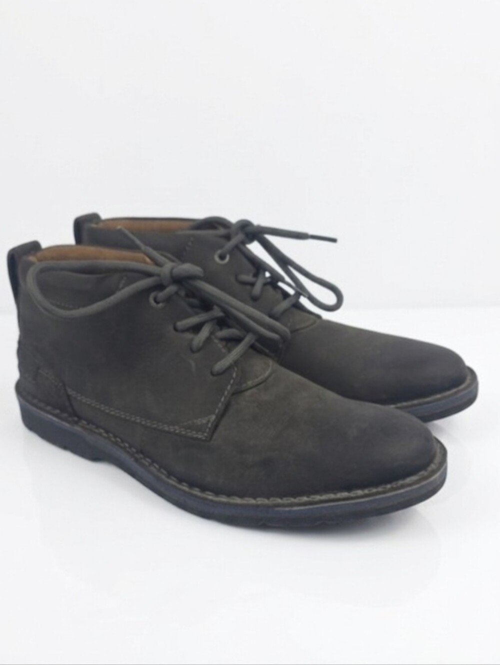 Clarks Edgewick Gray Suede Men's Casual Boots Size 9.5
